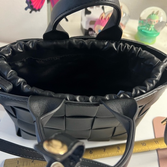 Rachel Zoe Black Woven Tote Bag - Picture 6 of 6